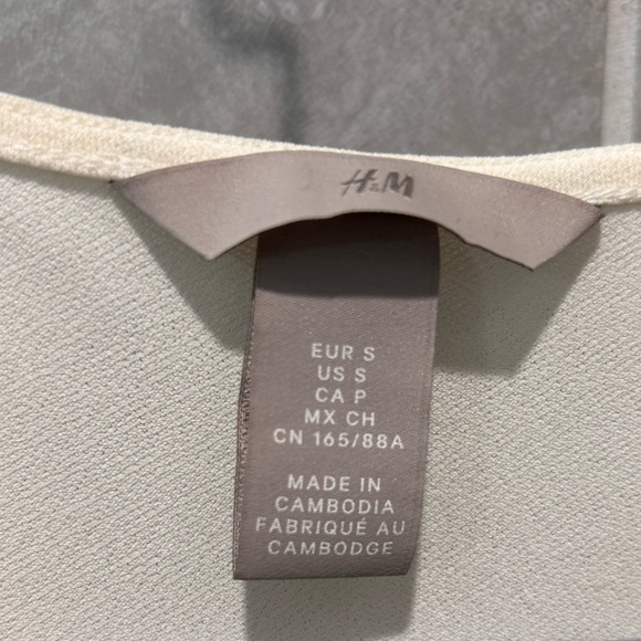 H&M Dress - Picture 7 of 7